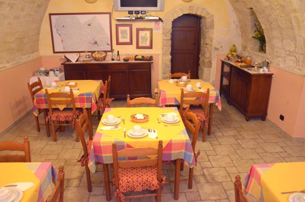 サンタ・クローチェ・カメリーナ Casina Di Grotta Di Ferroゲストハウス エクステリア 写真