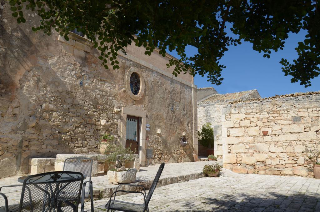 サンタ・クローチェ・カメリーナ Casina Di Grotta Di Ferroゲストハウス エクステリア 写真
