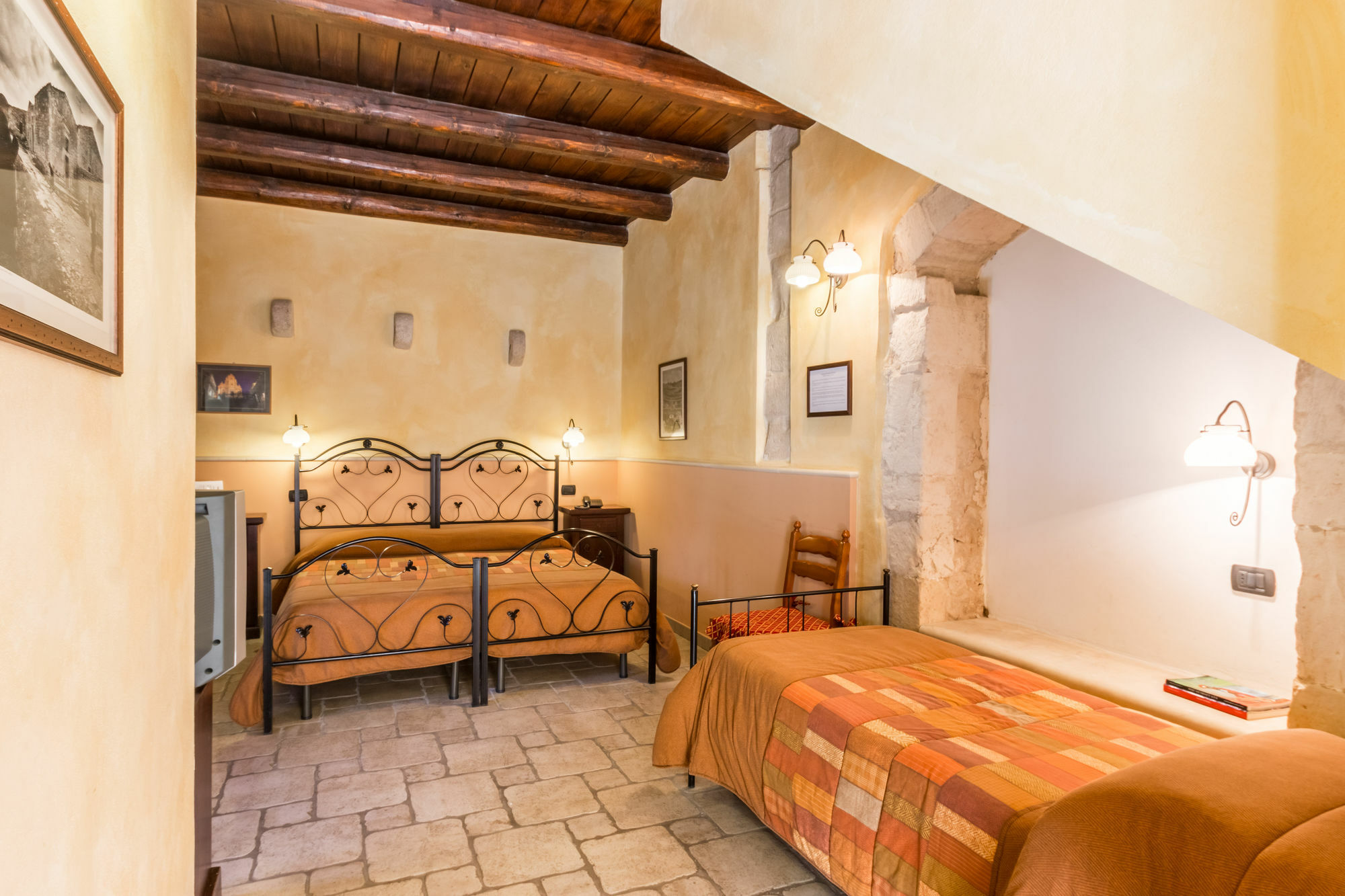 サンタ・クローチェ・カメリーナ Casina Di Grotta Di Ferroゲストハウス エクステリア 写真